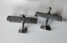 2 Anciens petits  avions