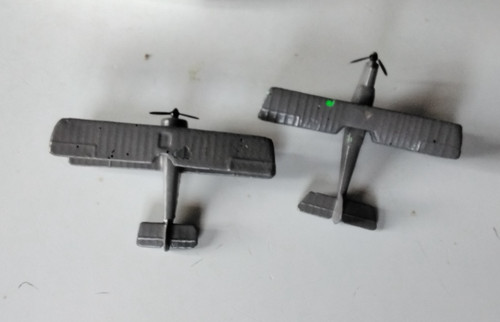 Anciens petits avions - petits,