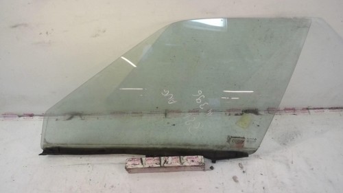 Vitre avant gauche renault r21 - avant,