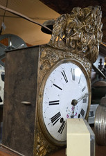 horloge carillon à colonné