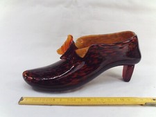 Chaussure soulier en verre
