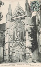 89 AUXERRE SMALL CATHEDRAL PORTAL
