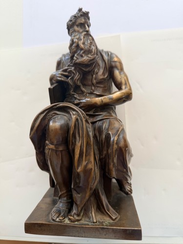 Statue bronze moïse f - de,