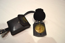 VINTAGE COUSIN BRAND DIRECTIONAL COMPASS MILITARY COMPASS CASE