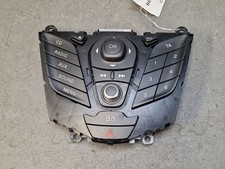 Facade commande autoradio -