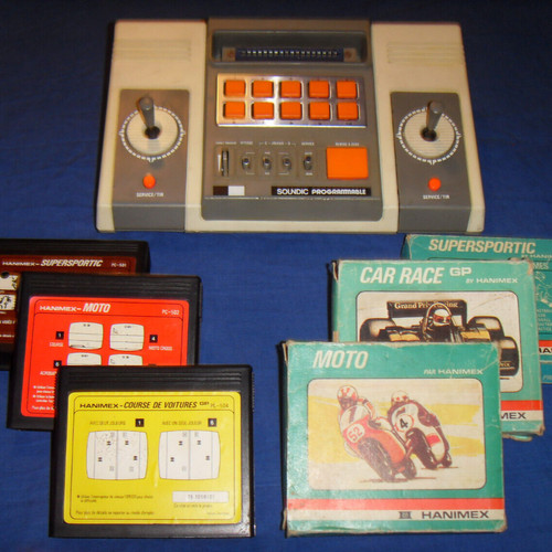 Ancienne console avec jeux - console, 3