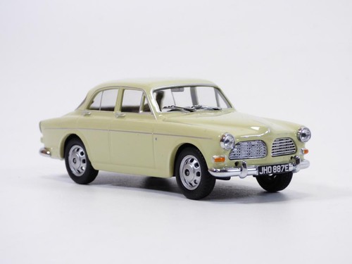 Volvo 130 amazon light green - amazon,
