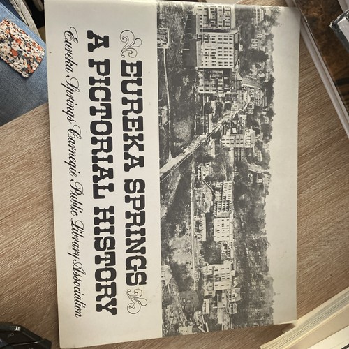 Eurêka springs pictorial - springs, a