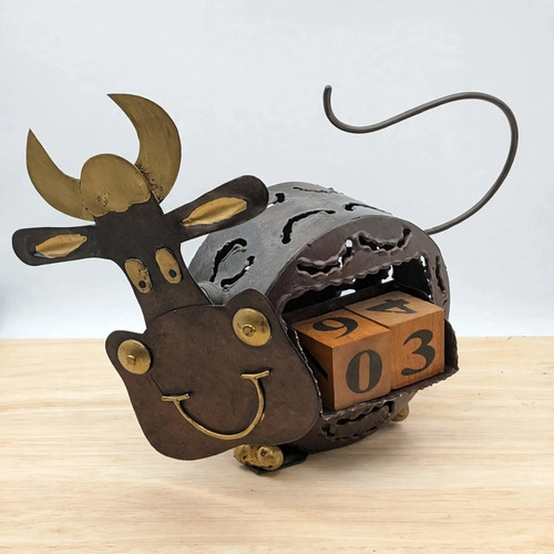 Calendrier perpetuel vache fer
