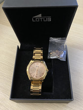 💖🕒Montre Lotus dorée, neuve 🕒💖
