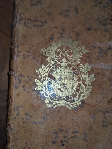Livre ancien anti - livre, ancien-l'
