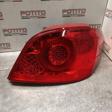 557674 Feu arrière. Droite