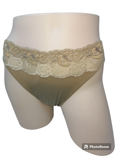 Prima donna string ref - string,