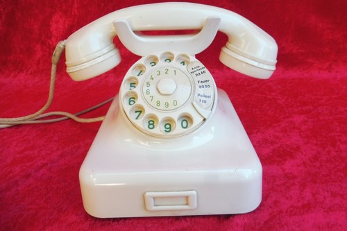 Ancien téléphone 84 - ancien, téléphone,