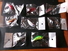 8 leurres de pêche a la