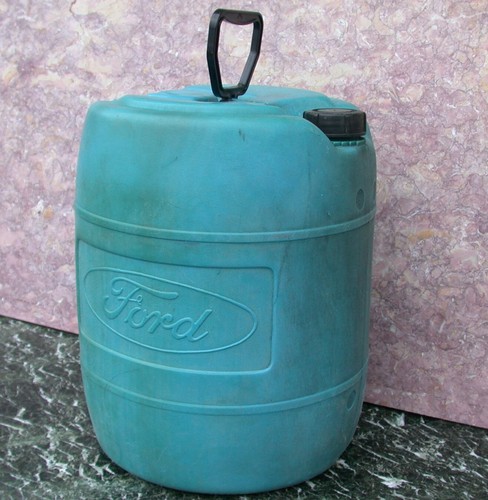 Ford bidon huile plastique - bidon,