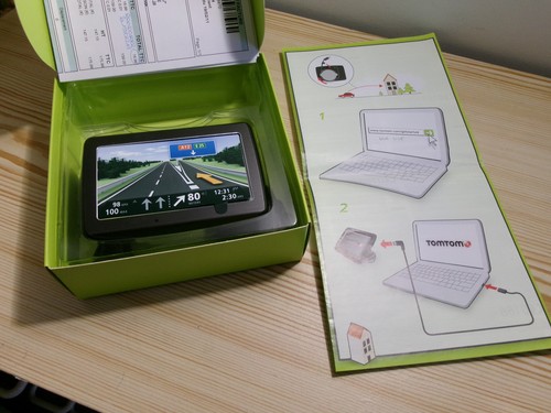 Navigateur gps tomtom via 110 - gps,