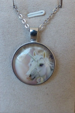 Collier Licorne Modèle 4 avec Chaine en Acier - Bijoux des Lys