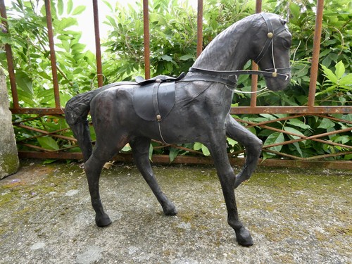 Ancien grand cheval - grand, cuir
