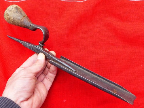 Outil ancien boutoir - outil,