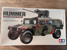 HUMMER with M242 Bushmaster- USA - Tamiya 1:35 -Kit à monter et peindre
