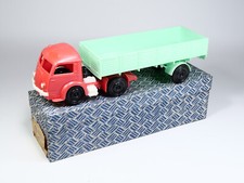 LEIRIA - BAQUELITE LIZ -