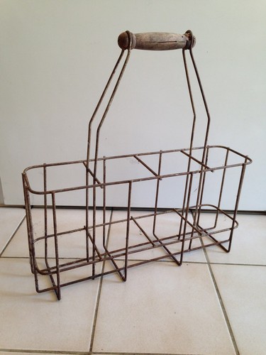 Ancien porte bouteilles - porte,