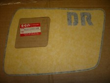 autocollant desous selle droit