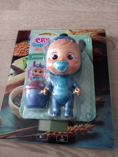 Figurine cry baby - cry,