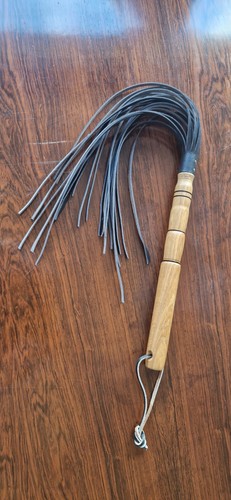 Martinet neuf cuir bois - &,