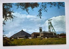 Postcard The mine in activity - mining landscape (heath and easels) 