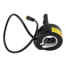 Accélérateur de scooters