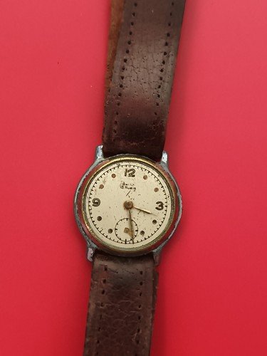 Montre ancienne mécanique - , 15