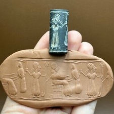 Très rare timbre ancien roi du Proche-Orient avec oiseau en forme de cylindre...