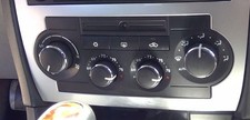 05 2006 07 Chrysler 300 Temperature Control w/ Automatic Controls | Fahrenheit