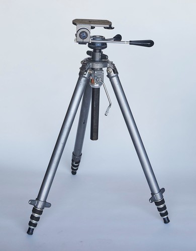 Gitzo 526 tripod - gitzo,