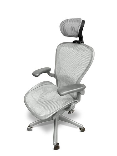 Herman miller aeron chair - miller,
