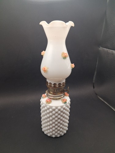 Petite lampe petrole - lampe, a