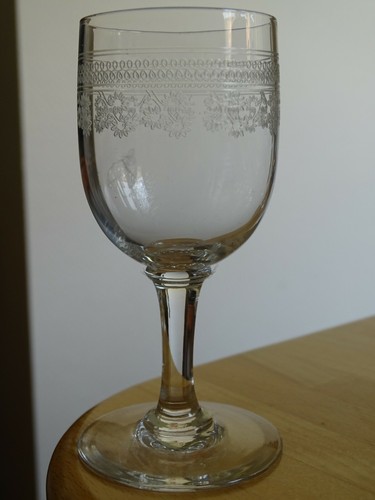 Baccarat ancien verre vin - a,