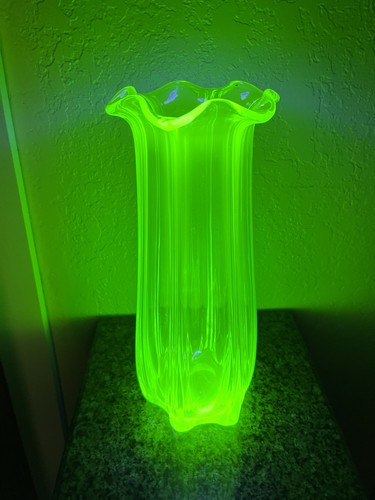 Vntg rare smith uranium - vntg,