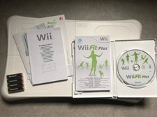 NINTENDO WII BALANCE BOARD +