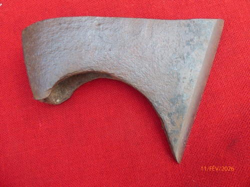 Beau fer hache outil ancien - de,