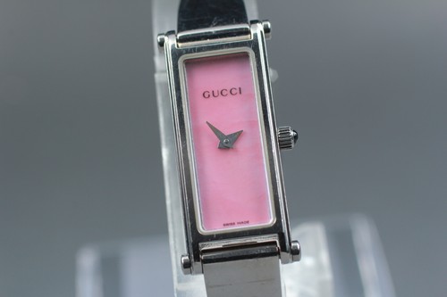 Presque comme neuve montre - neuve],