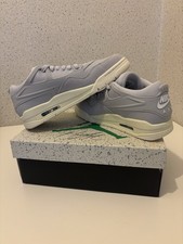 Nike Air Jordan 4 Retro –