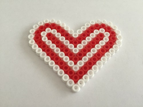 Coeur rouge blanc perle - coeur, et