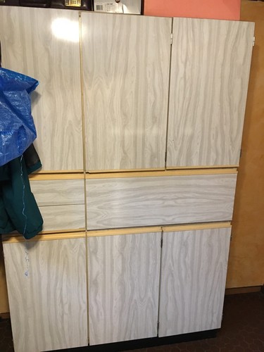 Buffet ancien formica bon - ancien,