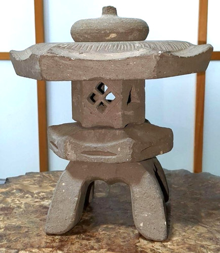 Ancienne lanterne japonaise