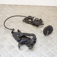 Maserati GranCabrio Sport Bonnet Gauche Couvercle De Verrouillage 81641100 2013