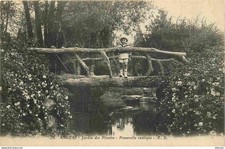 49 - Angers - Jardin des Plantes - passerelle rustique - Animée - Enfants - CPA