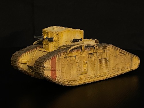 Medium tank whippet - tank, b
